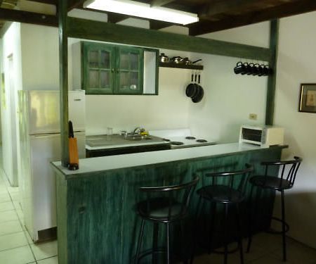 Summerland Suites Bon Accord Village Bagian luar foto